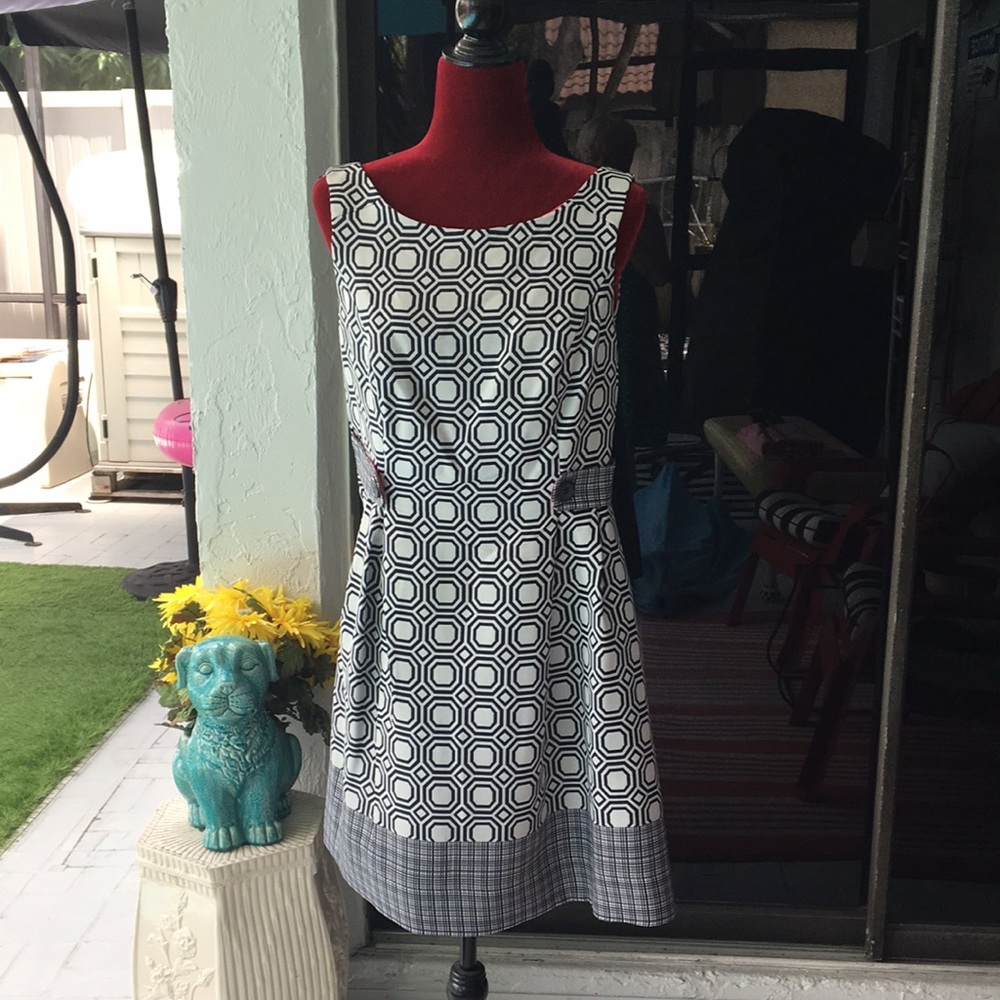 Robbie Bee sundress